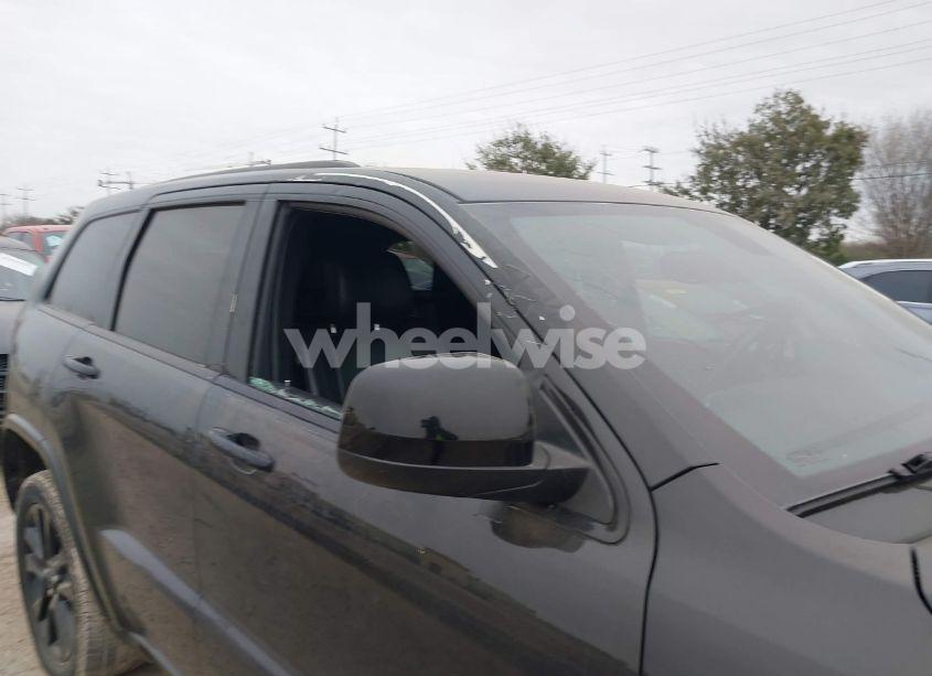 Photo 6 of 2017 Jeep Grand CHEROKEE ALTITUDE 4X4 (VIN 1C4RJFAG7HC861799)