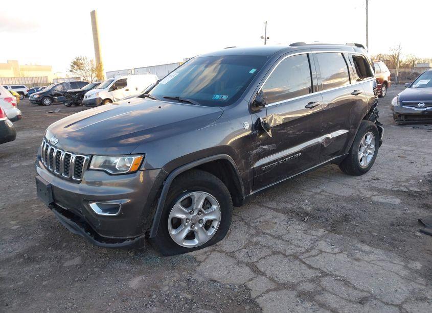 Photo 2 of 2017 Jeep Grand CHEROKEE LAREDO 4X4 (VIN 1C4RJFAG7HC921886)