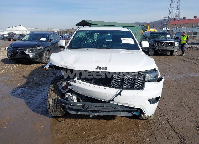 Photo 12 of 2018 Jeep Grand CHEROKEE ALTITUDE 4X4 (VIN 1C4RJFAG7JC137214)