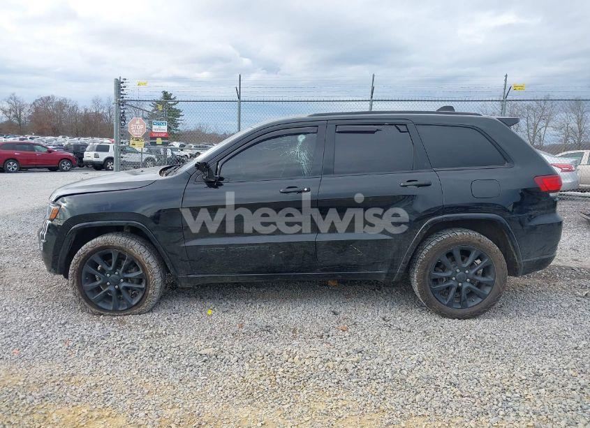 Photo 15 of 2018 Jeep Grand CHEROKEE ALTITUDE 4X4 (VIN 1C4RJFAG7JC227799)