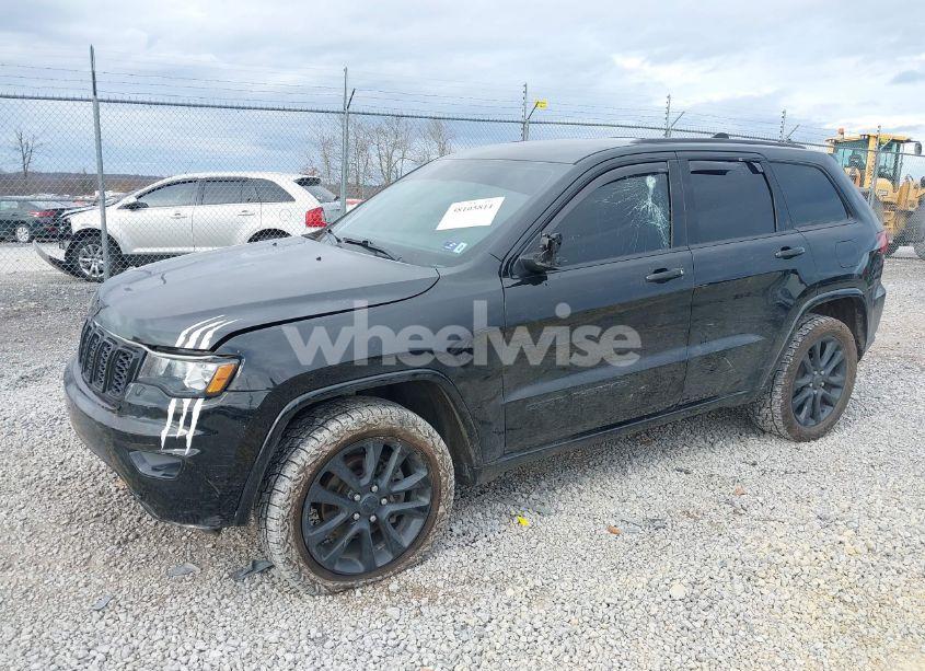 Photo 2 of 2018 Jeep Grand CHEROKEE ALTITUDE 4X4 (VIN 1C4RJFAG7JC227799)