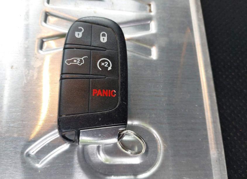 Photo 11 of 2018 Jeep Grand CHEROKEE ALTITUDE 4X4 (VIN 1C4RJFAG7JC286240)