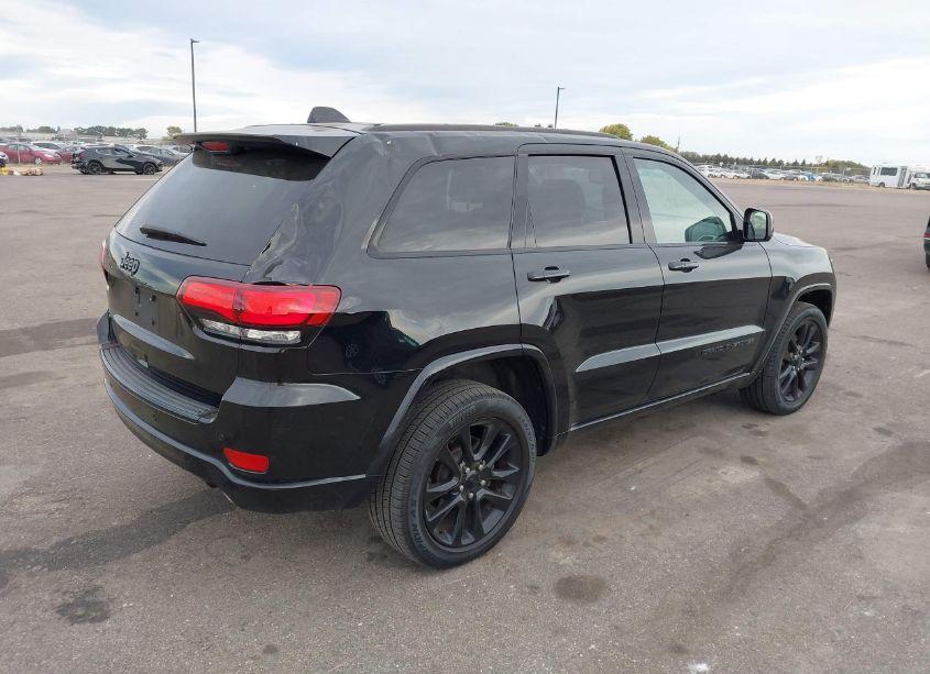 Photo 4 of 2018 Jeep Grand CHEROKEE ALTITUDE 4X4 (VIN 1C4RJFAG7JC286240)