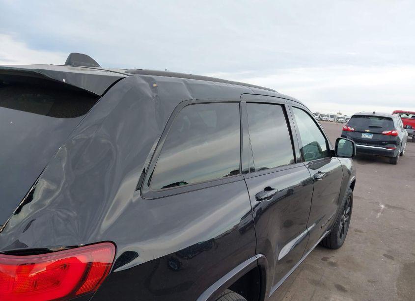 Photo 6 of 2018 Jeep Grand CHEROKEE ALTITUDE 4X4 (VIN 1C4RJFAG7JC286240)