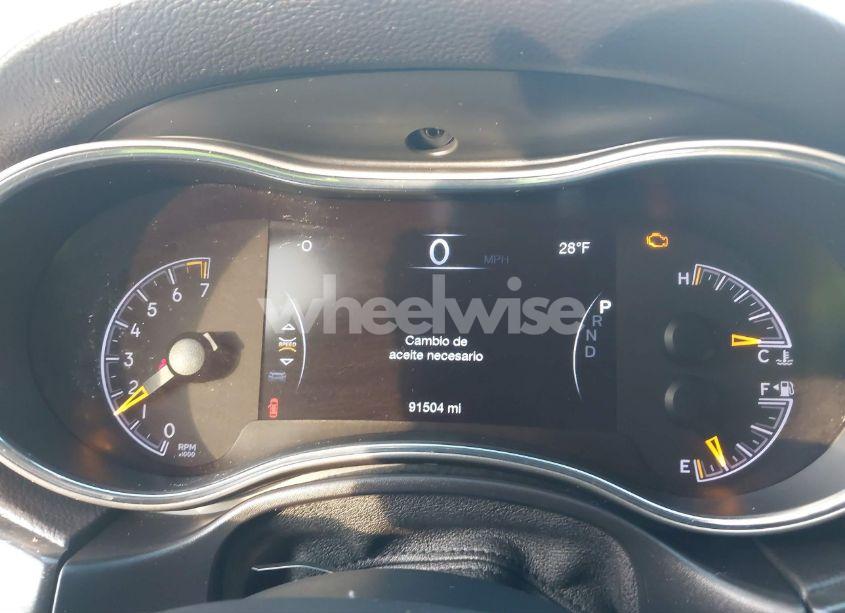 Photo 7 of 2018 Jeep Grand CHEROKEE LAREDO E 4X4 (VIN 1C4RJFAG7JC449128)