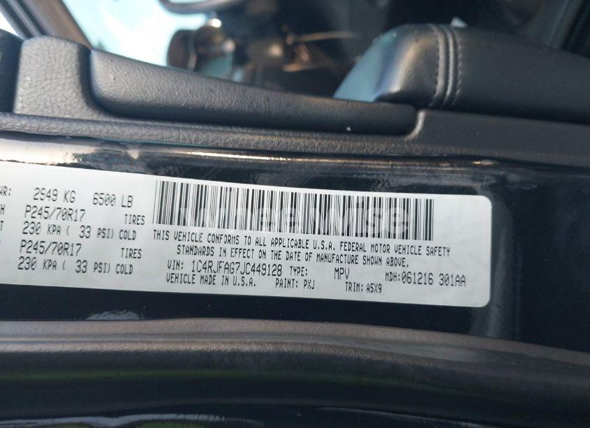 Photo 9 of 2018 Jeep Grand CHEROKEE LAREDO E 4X4 (VIN 1C4RJFAG7JC449128)