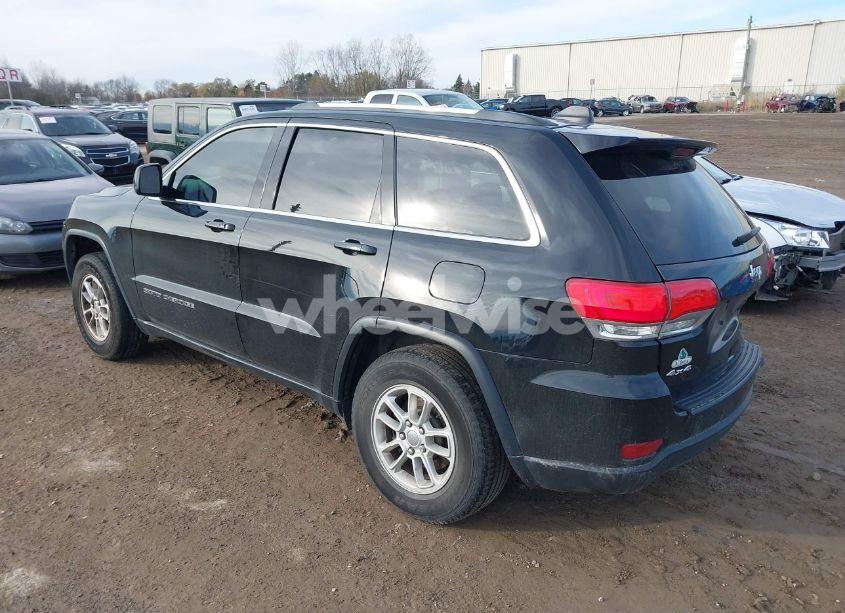 Photo 3 of 2018 Jeep Grand CHEROKEE LAREDO E 4X4 (VIN 1C4RJFAG7JC478516)