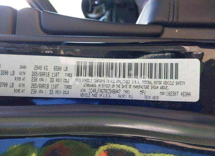 Photo 9 of 2019 Jeep Grand CHEROKEE LAREDO E 4X4 (VIN 1C4RJFAG7KC548047)