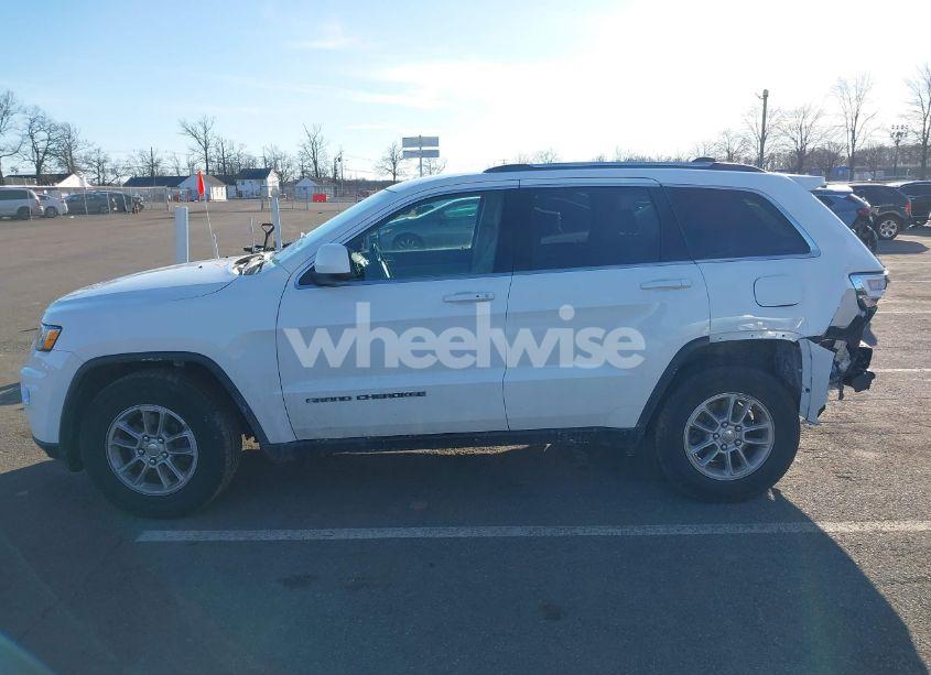 Photo 14 of 2019 Jeep Grand CHEROKEE LAREDO E 4X4 (VIN 1C4RJFAG7KC694674)