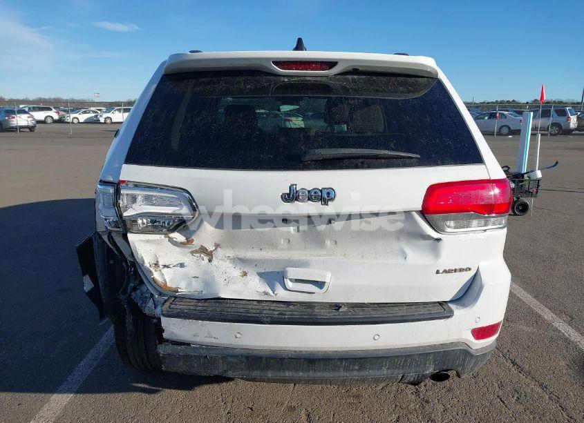 Photo 16 of 2019 Jeep Grand CHEROKEE LAREDO E 4X4 (VIN 1C4RJFAG7KC694674)