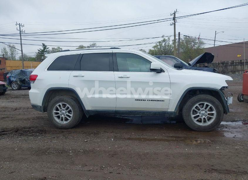 Photo 13 of 2019 Jeep Grand CHEROKEE LAREDO E 4X4 (VIN 1C4RJFAG7KC721131)