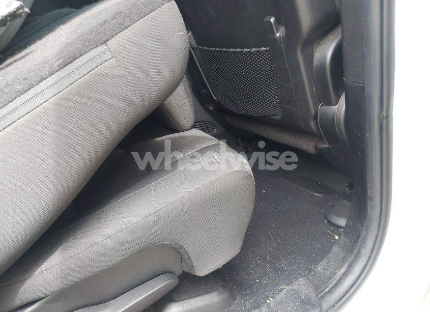 Photo 8 of 2019 Jeep Grand CHEROKEE LAREDO E 4X4 (VIN 1C4RJFAG7KC721131)