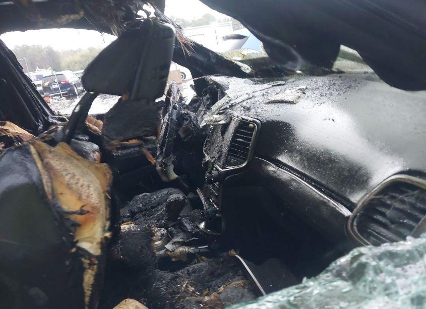 Photo 5 of 2020 Jeep Grand CHEROKEE ALTITUDE 4X4 (VIN 1C4RJFAG7LC159572)