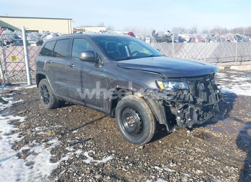 2020 Jeep Grand CHEROKEE ALTITUDE 4X4 (VIN 1C4RJFAG7LC267674) main photo