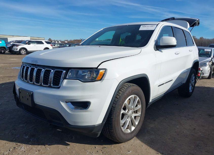 Photo 2 of 2021 Jeep Grand CHEROKEE LAREDO E 4X4 (VIN 1C4RJFAG7MC508537)