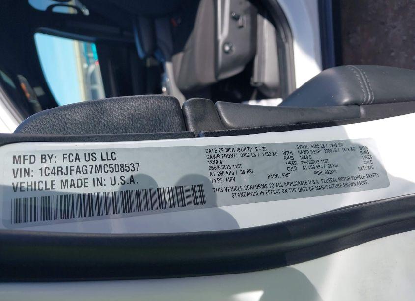 Photo 9 of 2021 Jeep Grand CHEROKEE LAREDO E 4X4 (VIN 1C4RJFAG7MC508537)