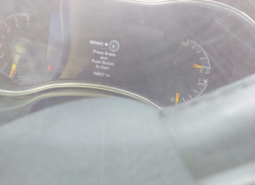 Photo 7 of 2021 Jeep Grand CHEROKEE LAREDO X 4X4 (VIN 1C4RJFAG7MC552358)