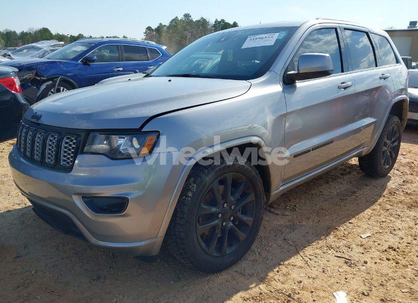 Photo 2 of 2021 Jeep Grand CHEROKEE LAREDO X 4X4 (VIN 1C4RJFAG7MC647244)