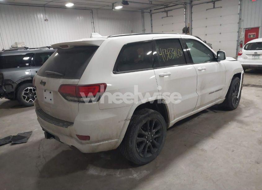 Photo 4 of 2021 Jeep Grand CHEROKEE LAREDO X 4X4 (VIN 1C4RJFAG7MC648491)