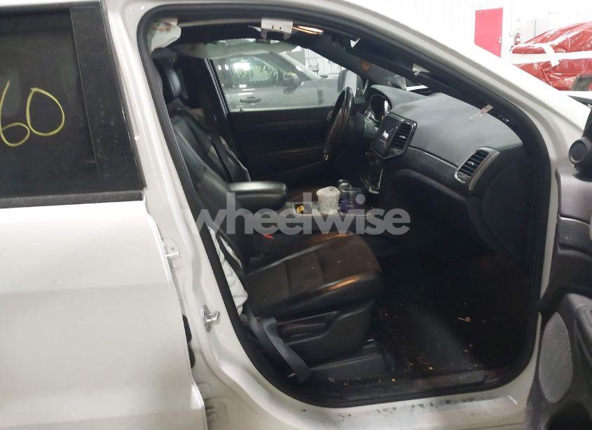 Photo 5 of 2021 Jeep Grand CHEROKEE LAREDO X 4X4 (VIN 1C4RJFAG7MC648491)