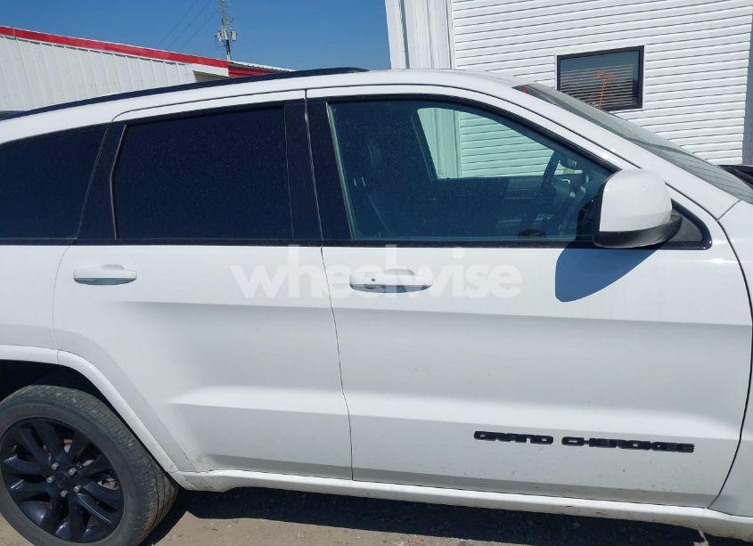 Photo 13 of 2021 Jeep Grand CHEROKEE LAREDO X 4X4 (VIN 1C4RJFAG7MC705966)
