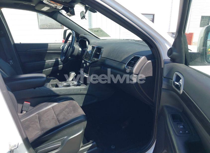 Photo 5 of 2021 Jeep Grand CHEROKEE LAREDO X 4X4 (VIN 1C4RJFAG7MC705966)