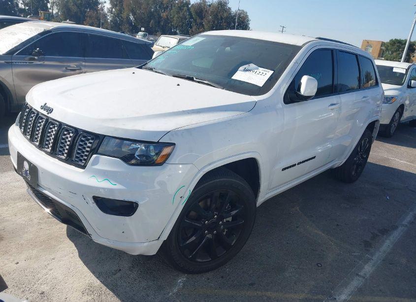 Photo 2 of 2021 Jeep Grand CHEROKEE LAREDO X 4X4 (VIN 1C4RJFAG7MC817540)