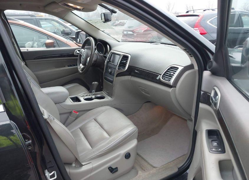 Photo 5 of 2012 Jeep Grand CHEROKEE LAREDO (VIN 1C4RJFAG8CC145695)