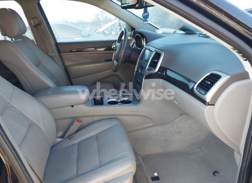 Photo 5 of 2012 Jeep Grand CHEROKEE LAREDO (VIN 1C4RJFAG8CC315330)