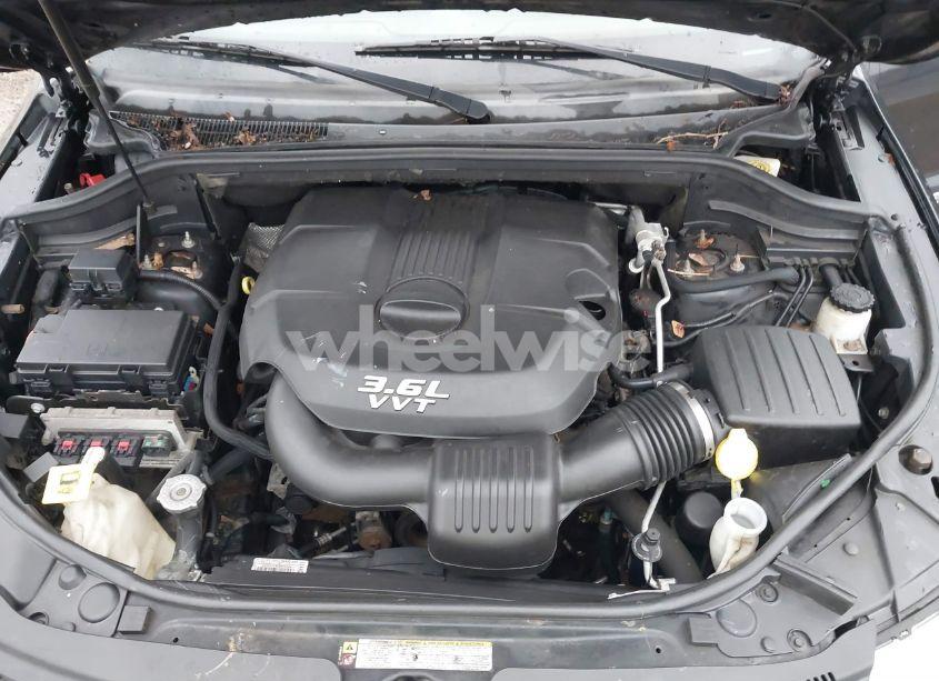 Photo 10 of 2013 Jeep Grand CHEROKEE LAREDO (VIN 1C4RJFAG8DC502391)