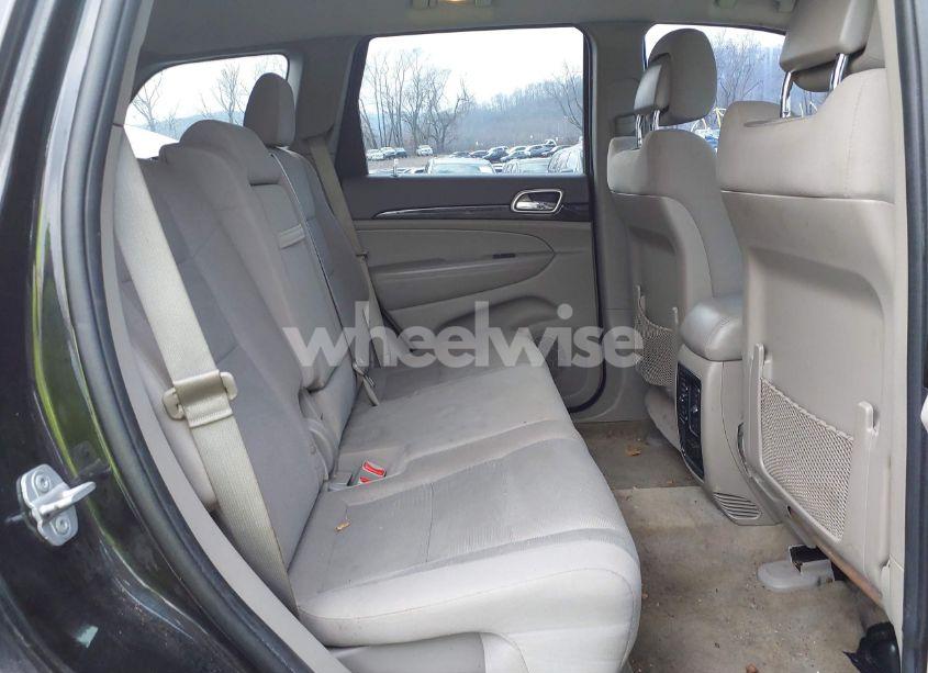 Photo 8 of 2013 Jeep Grand CHEROKEE LAREDO (VIN 1C4RJFAG8DC502391)