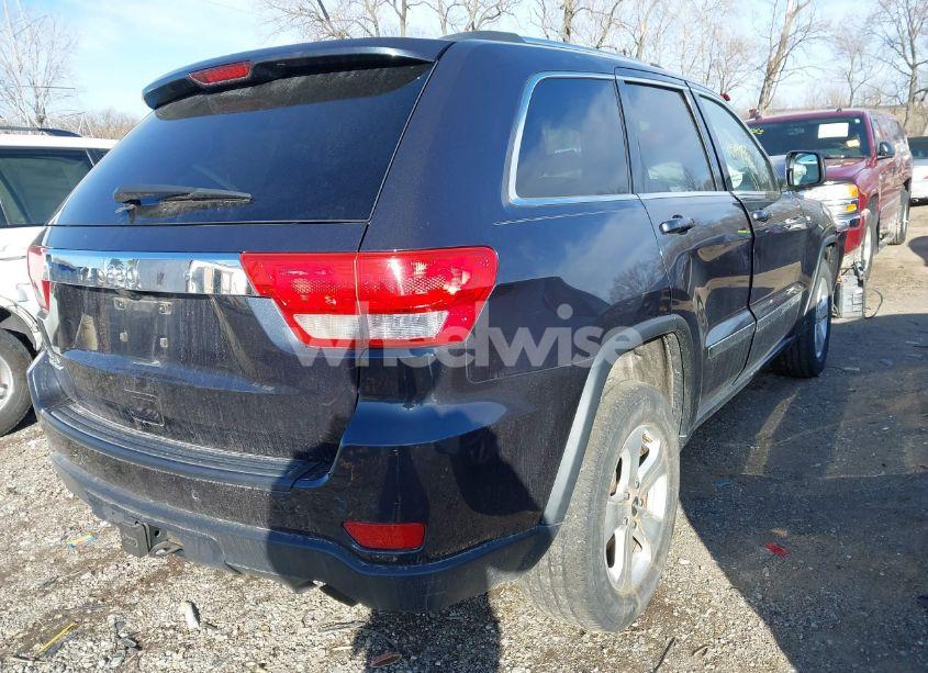 Photo 4 of 2013 Jeep Grand CHEROKEE LAREDO (VIN 1C4RJFAG8DC505839)
