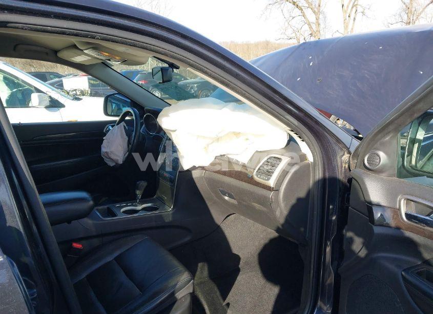 Photo 5 of 2013 Jeep Grand CHEROKEE LAREDO (VIN 1C4RJFAG8DC505839)