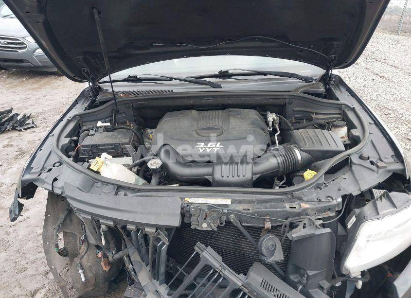 Photo 10 of 2013 Jeep Grand CHEROKEE LAREDO (VIN 1C4RJFAG8DC537111)