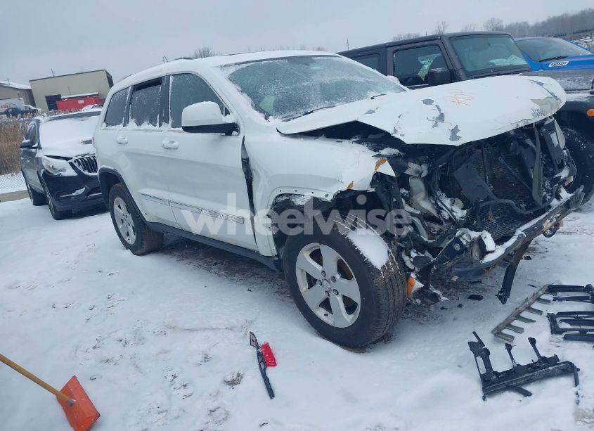 2013 Jeep Grand CHEROKEE LAREDO (VIN 1C4RJFAG8DC560114) main photo