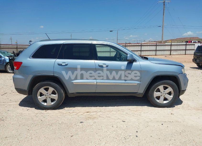 Photo 13 of 2013 Jeep Grand CHEROKEE LAREDO (VIN 1C4RJFAG8DC560551)