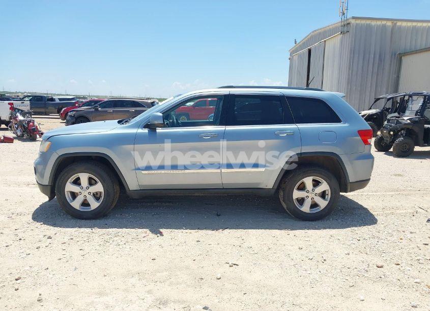Photo 14 of 2013 Jeep Grand CHEROKEE LAREDO (VIN 1C4RJFAG8DC560551)