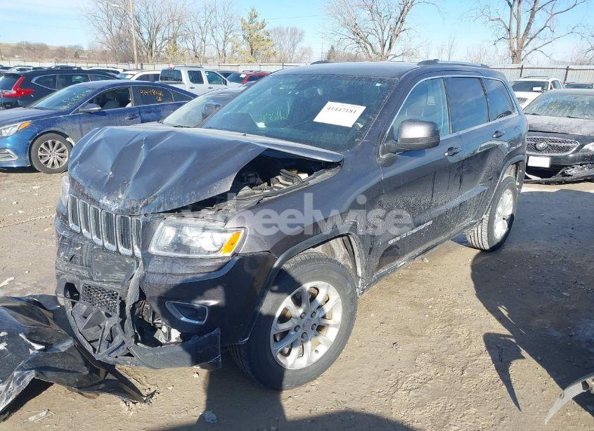 Photo 2 of 2014 Jeep Grand CHEROKEE LAREDO (VIN 1C4RJFAG8EC143951)