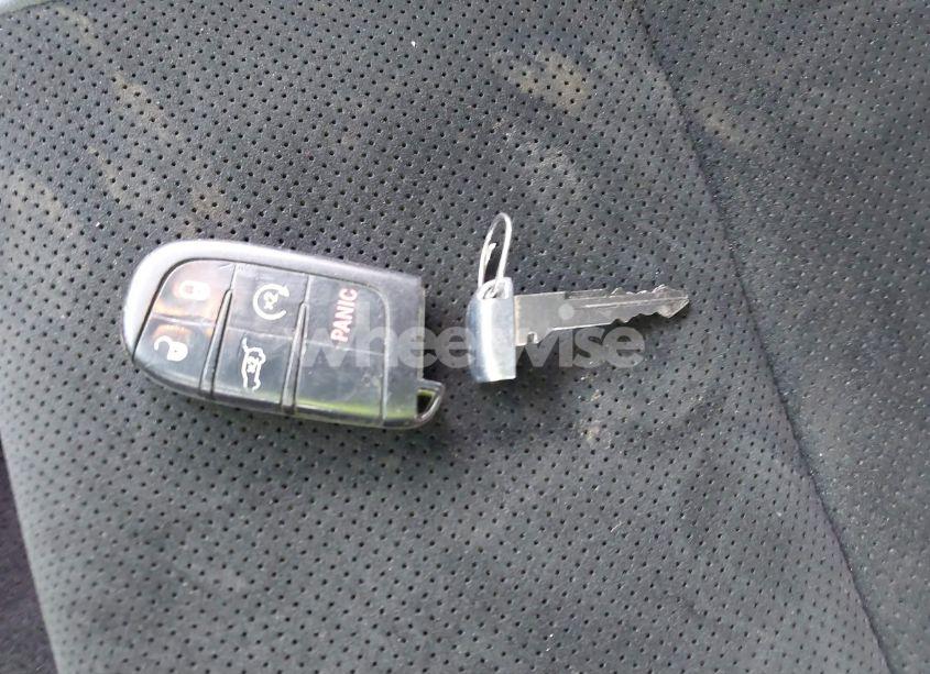 Photo 11 of 2015 Jeep Grand CHEROKEE ALTITUDE (VIN 1C4RJFAG8FC627426)