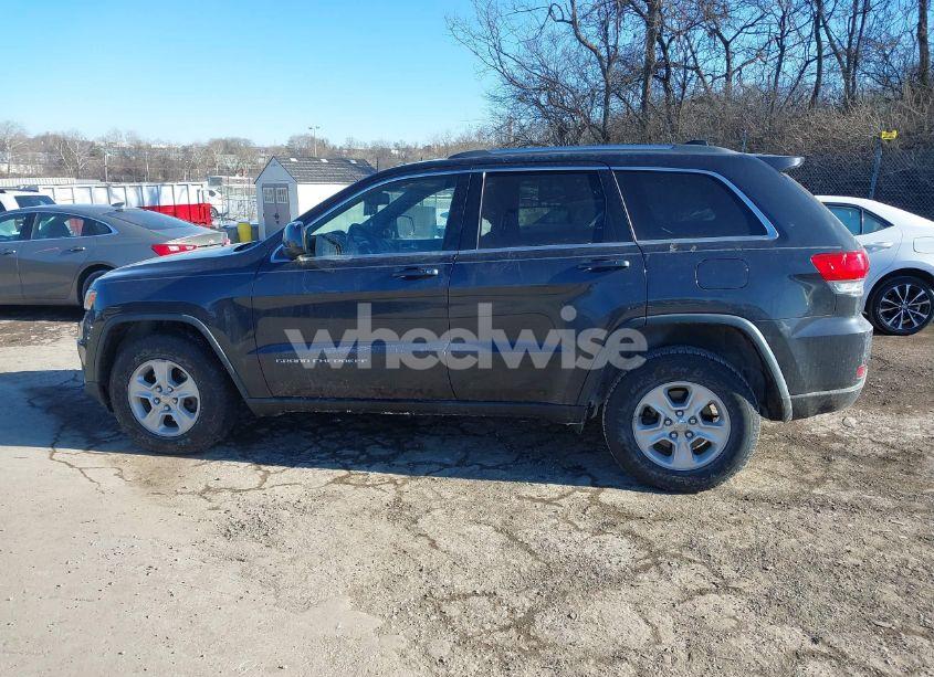 Photo 15 of 2015 Jeep Grand CHEROKEE LAREDO (VIN 1C4RJFAG8FC630892)