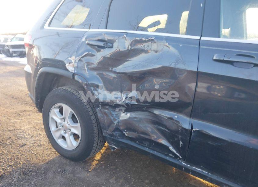 Photo 6 of 2015 Jeep Grand CHEROKEE LAREDO (VIN 1C4RJFAG8FC630892)