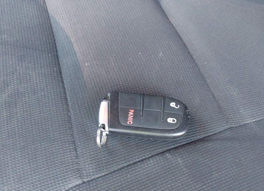 Photo 11 of 2015 Jeep Grand CHEROKEE LAREDO (VIN 1C4RJFAG8FC652939)