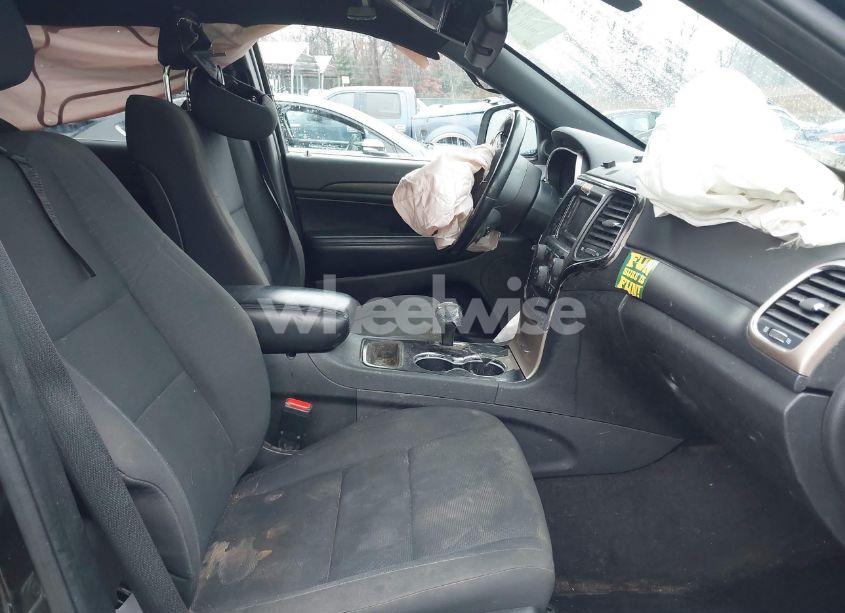 Photo 5 of 2015 Jeep Grand CHEROKEE LAREDO (VIN 1C4RJFAG8FC761899)