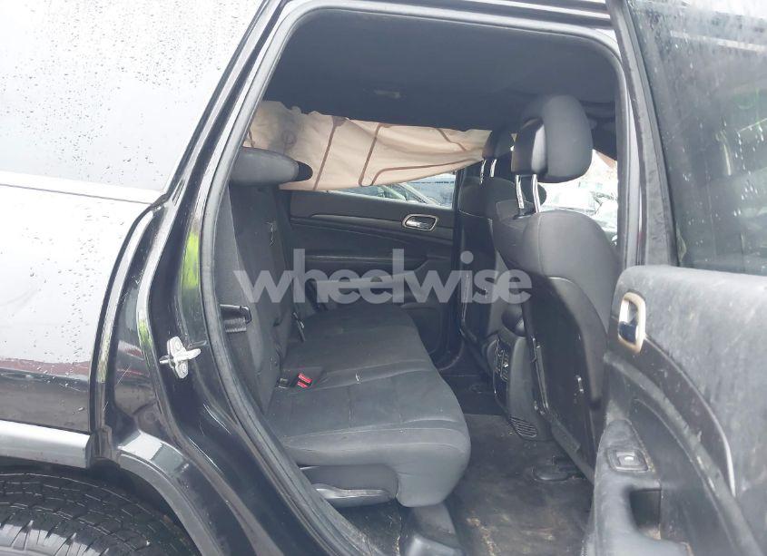 Photo 8 of 2015 Jeep Grand CHEROKEE LAREDO (VIN 1C4RJFAG8FC761899)