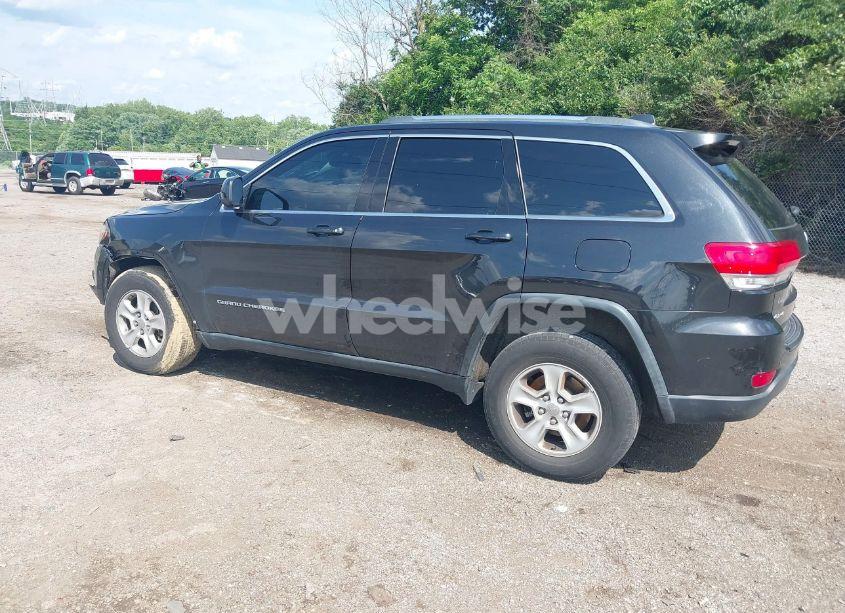 Photo 3 of 2016 Jeep Grand CHEROKEE LAREDO (VIN 1C4RJFAG8GC317374)