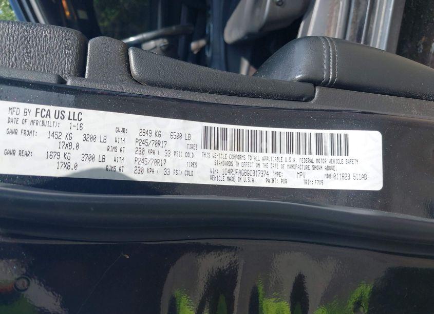 Photo 9 of 2016 Jeep Grand CHEROKEE LAREDO (VIN 1C4RJFAG8GC317374)