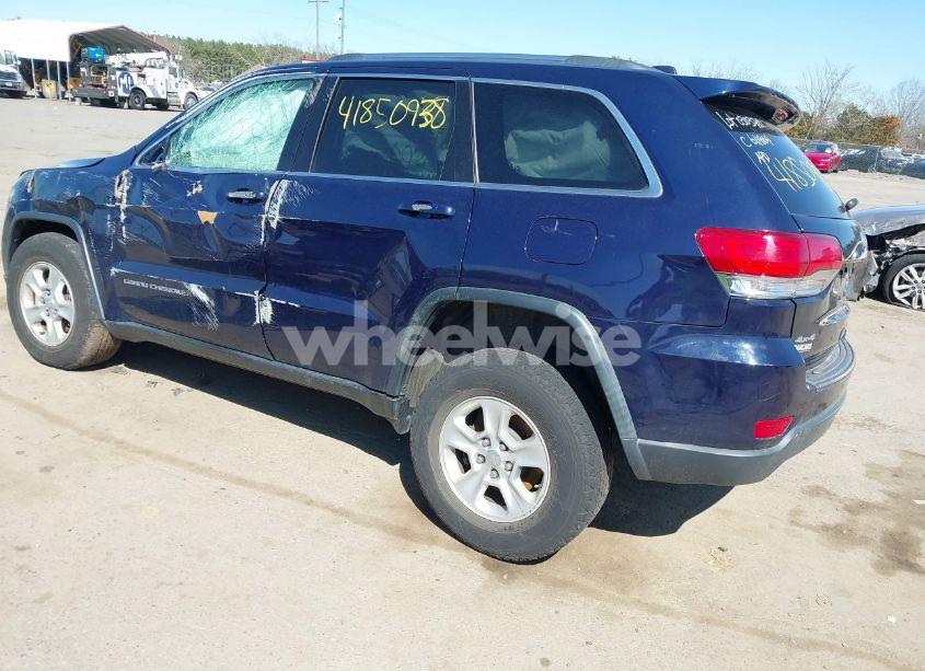 Photo 3 of 2016 Jeep Grand CHEROKEE LAREDO (VIN 1C4RJFAG8GC379289)