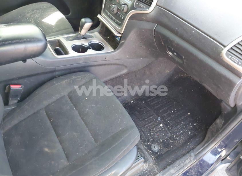 Photo 5 of 2016 Jeep Grand CHEROKEE LAREDO (VIN 1C4RJFAG8GC379289)