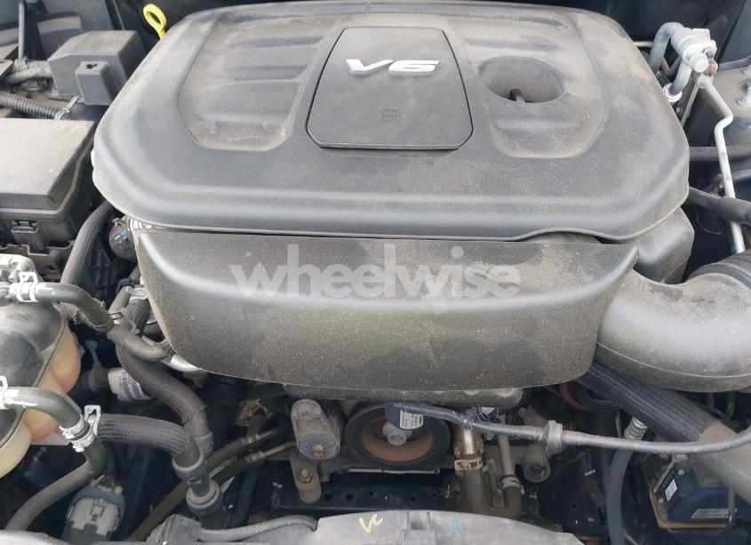 Photo 10 of 2016 Jeep Grand CHEROKEE LAREDO (VIN 1C4RJFAG8GC408502)