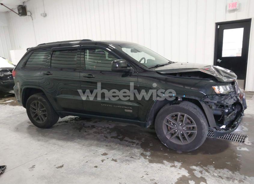 Photo 14 of 2016 Jeep Grand CHEROKEE 75TH ANNIVERSARY (VIN 1C4RJFAG8GC476475)